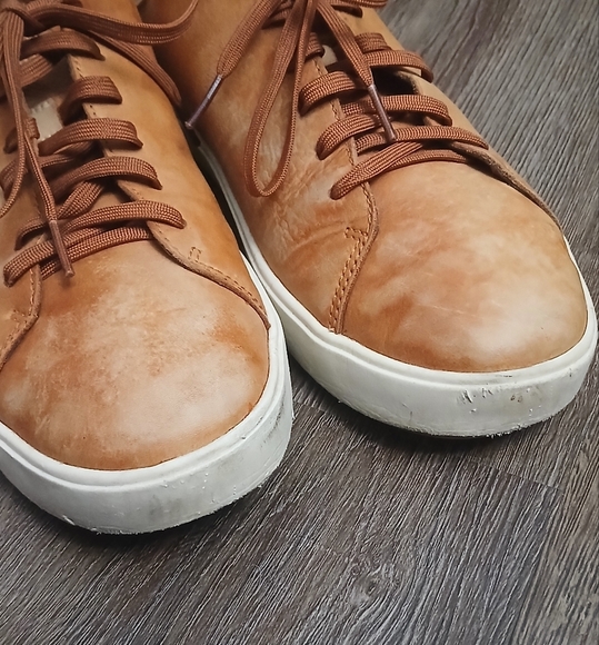 OluKai Lae'ahi Li 'Ili Brown Leather Sneakers Distressed Mens Size 9 - Picture 8 of 9